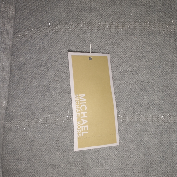 Cardigan - Picture 7 of 9